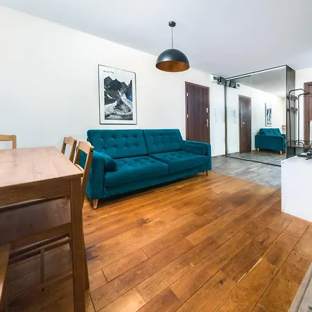 Szczepin 2-bedroom Apartment *